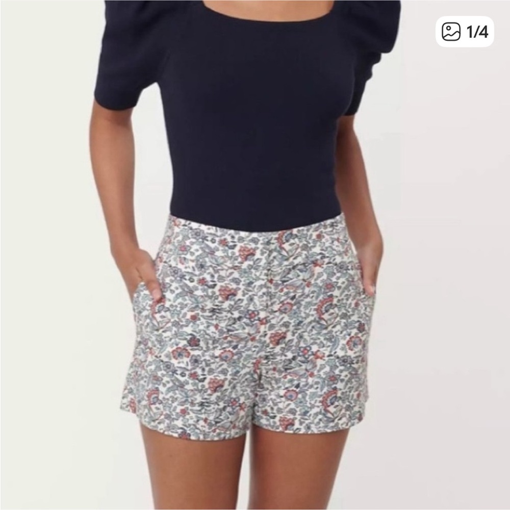 LOFT Riviera Butterfly Floral Shorts Blue Red Size 12 Like New